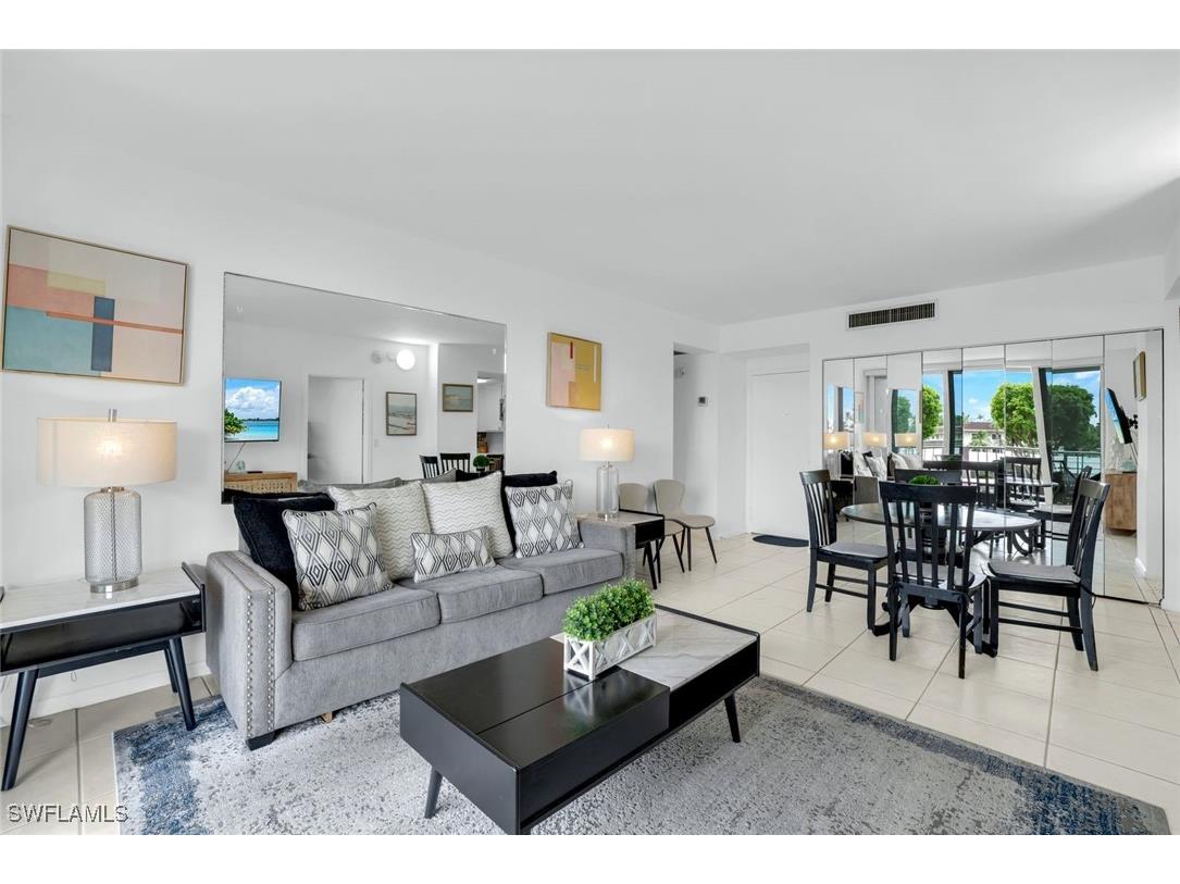 140 Seaview Court #204S Marco Island FL 34145 225076486 image3