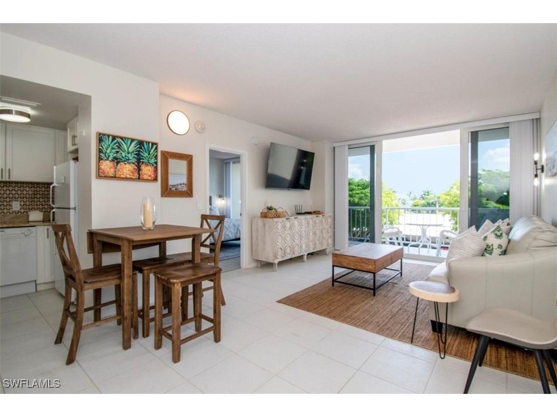 140 Seaview Court #304S Marco Island FL 34145 225082621 image2