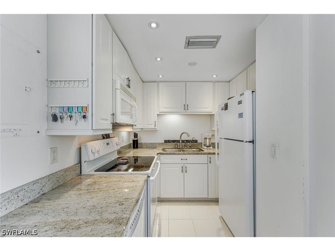 140 Seaview Court #803N Marco Island FL 34145 226019356 image8