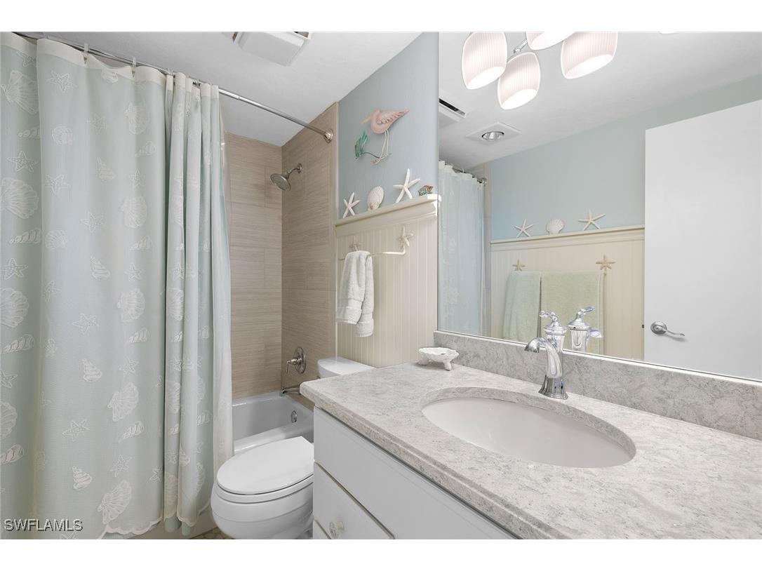 140 Seaview Court #S-902 Marco Island FL 34145 225066488 image16