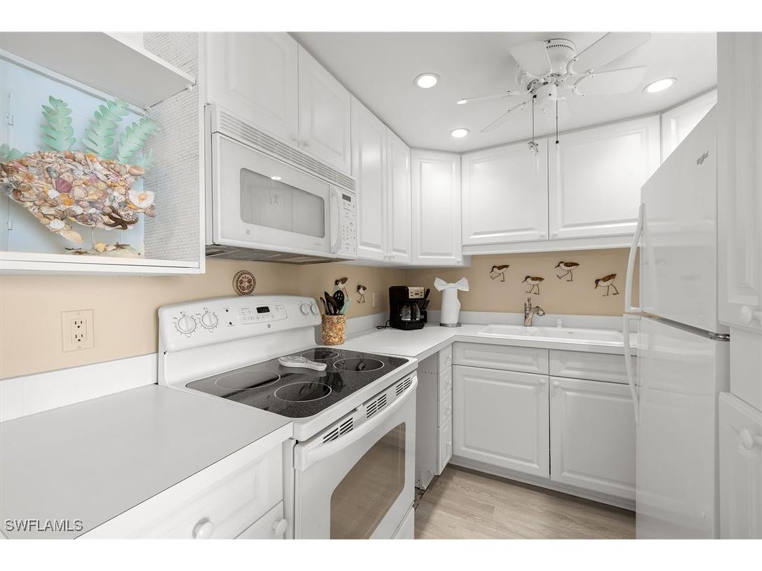 140 Seaview Court #S-902 Marco Island FL 34145 225066488 image7