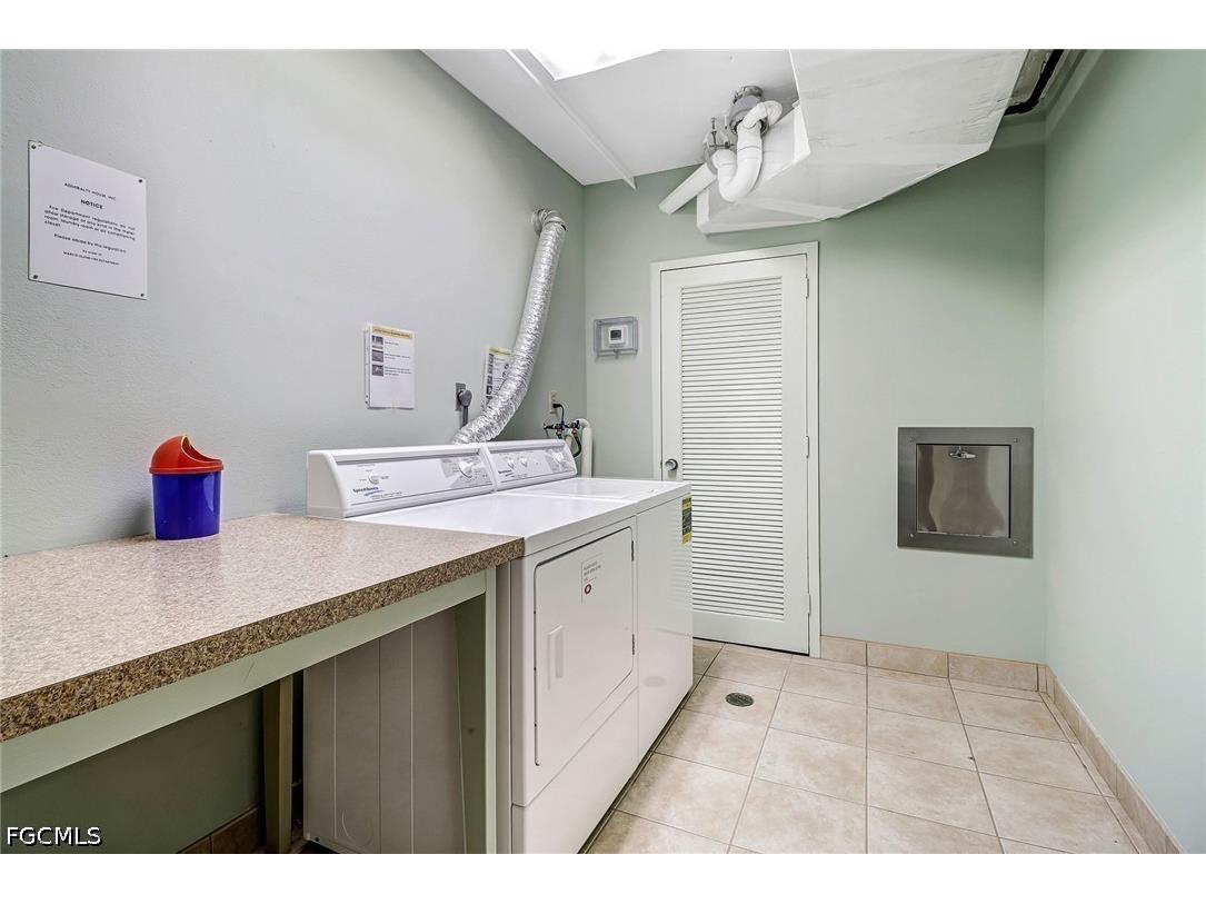 140 Seaview Ct Seaview Court #1504 Marco Island FL 34145 2026019657 image22