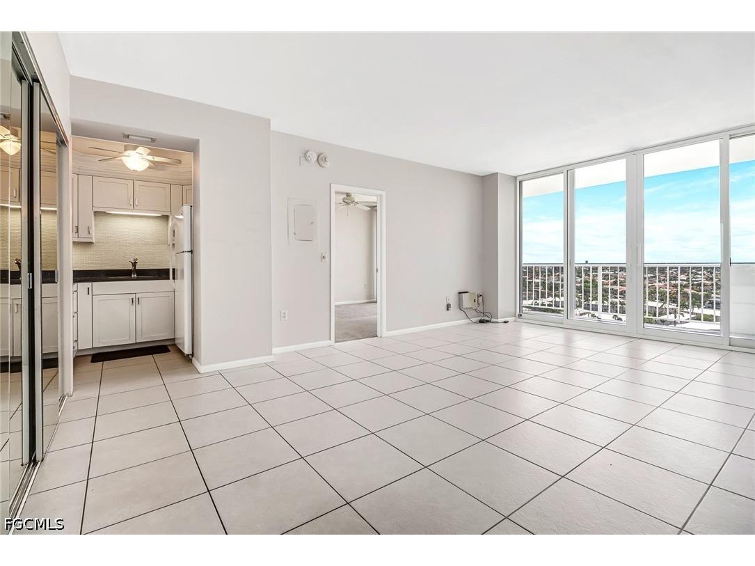 140 Seaview Ct Seaview Court #1504 Marco Island FL 34145 2026019657 image4