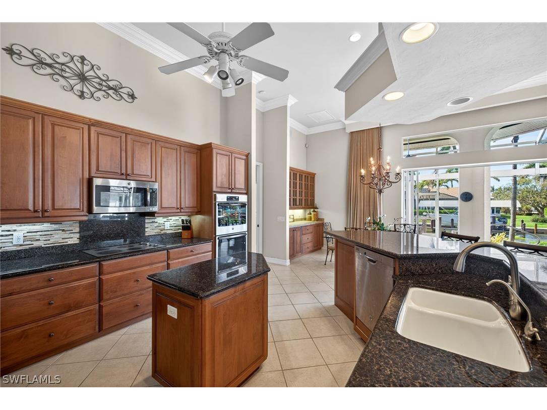 140 Starfish Court Marco Island FL 34145 226011147 image12