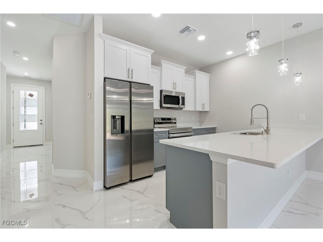 1400/1402 W 12th Street Lehigh Acres FL 33972 2025023057 image12