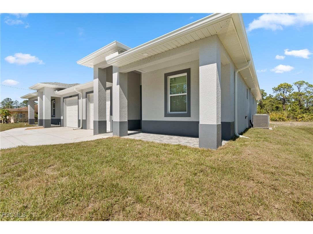 1400/1402 W 12th Street Lehigh Acres FL 33972 2025023057 image5