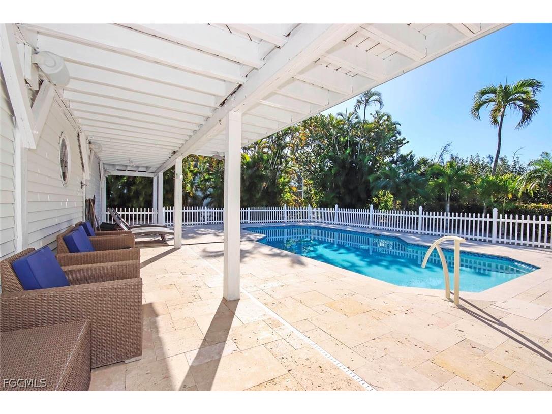  Sanibel FL 33957 2026013916 image12