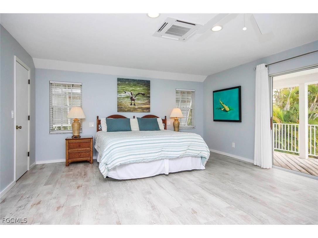  Sanibel FL 33957 2026013916 image13