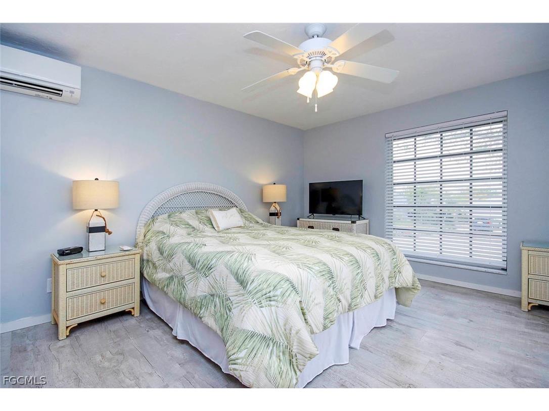  Sanibel FL 33957 2026013916 image18