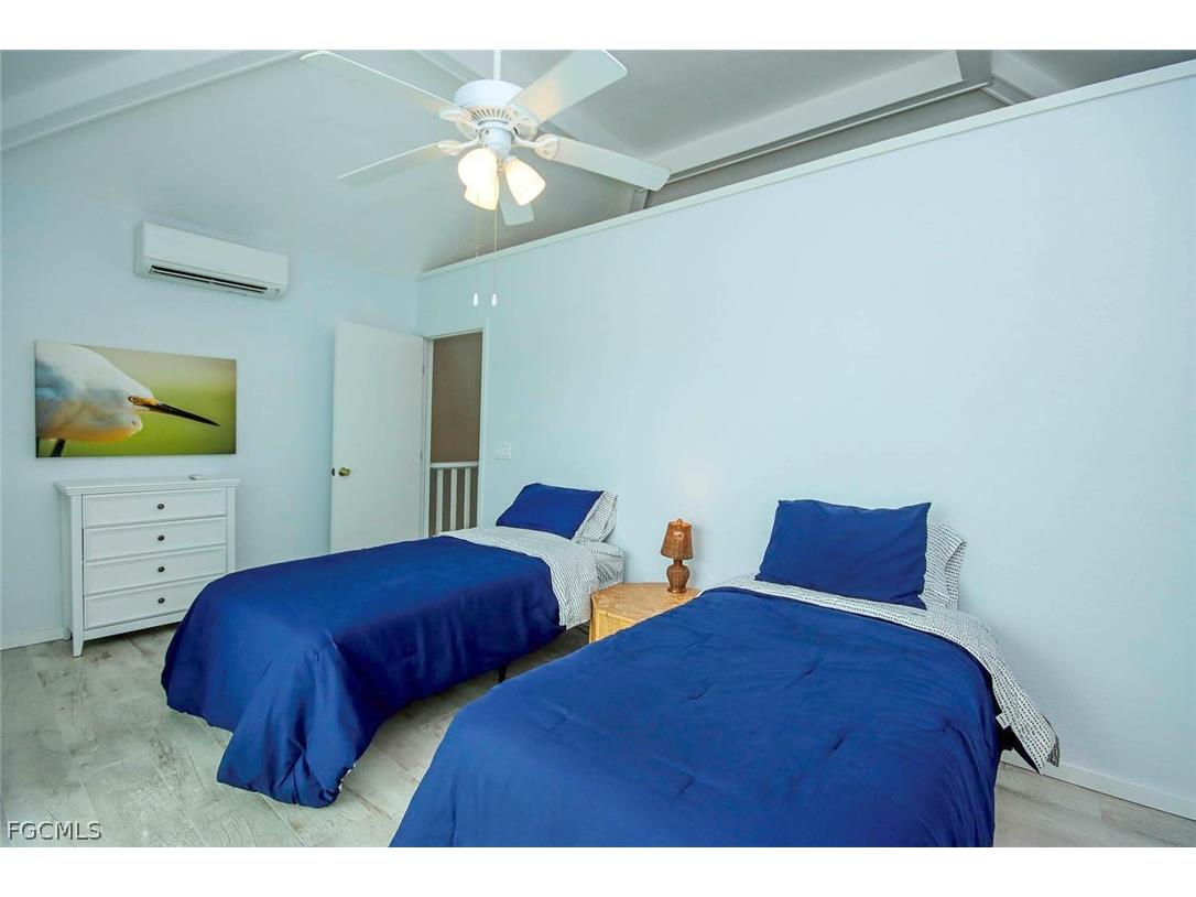  Sanibel FL 33957 2026013916 image23