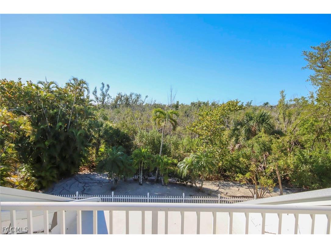  Sanibel FL 33957 2026013916 image24