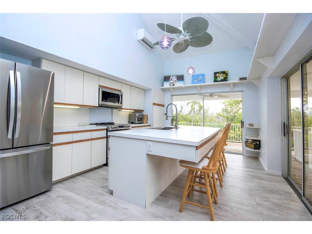  Sanibel FL 33957 2026013916 image5