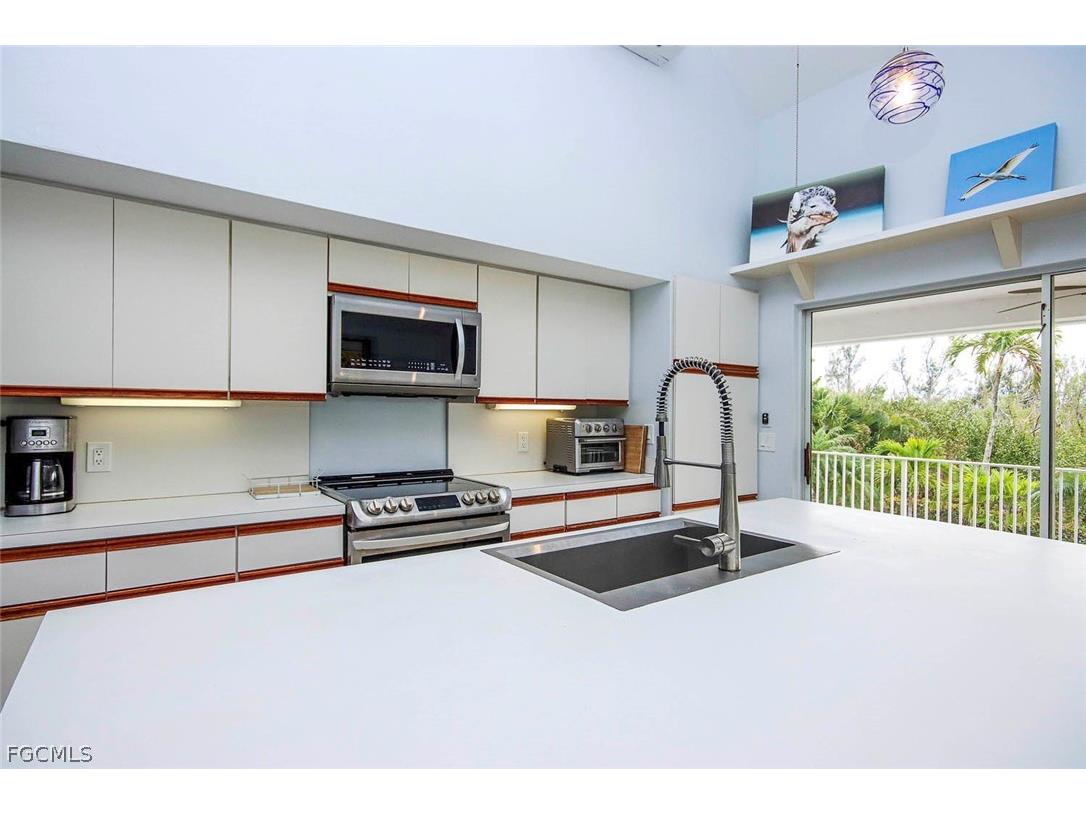  Sanibel FL 33957 2026013916 image6