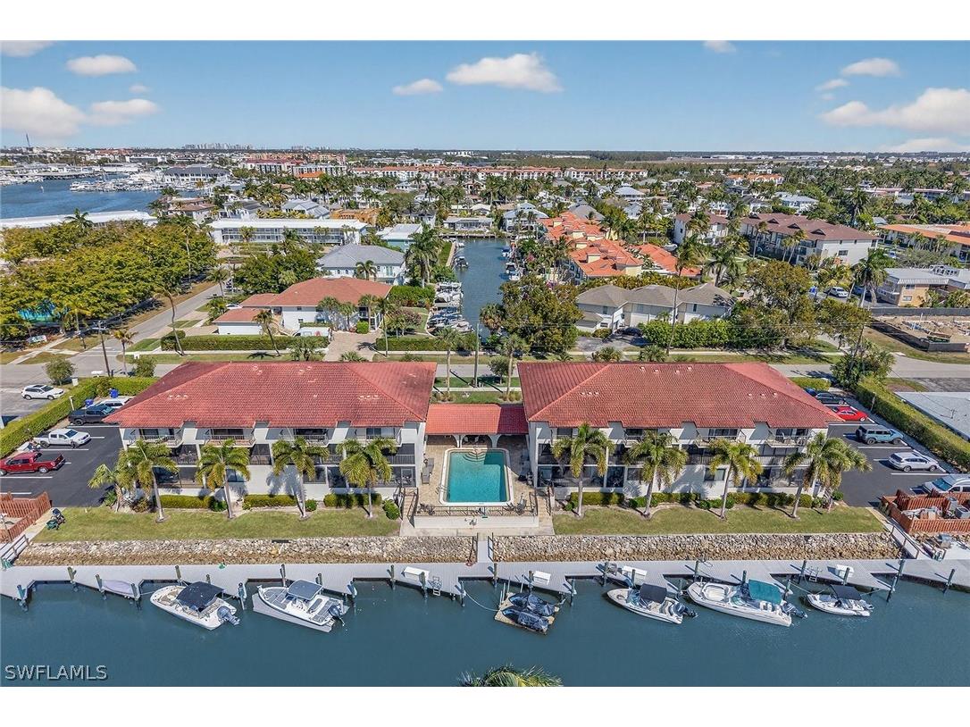 1400 Blue Point Avenue #202 Naples FL 34102 226008835 image1