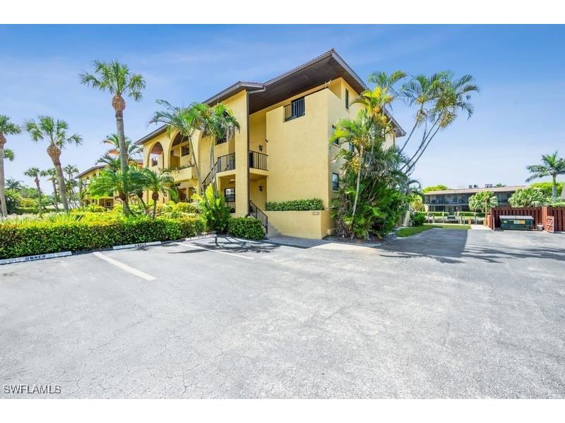 1400 Blue Point Avenue #207 Naples FL 34102 225064749 image1