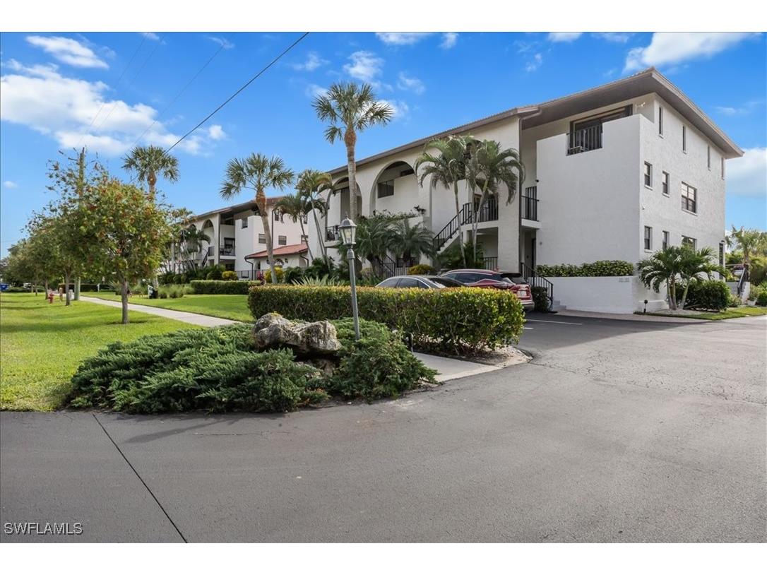 1400 Blue Point Avenue #208 Naples FL 34102 225083213 image1