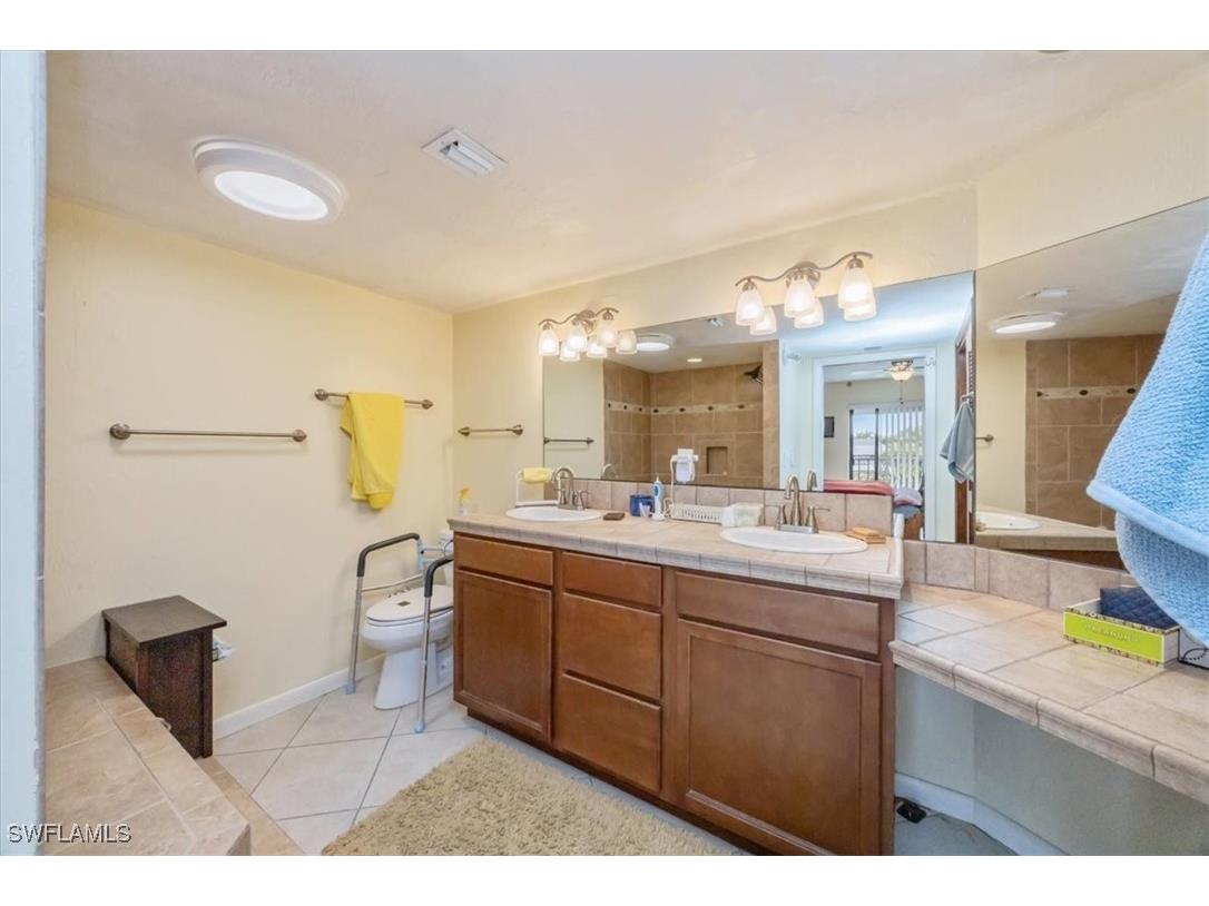 1400 Blue Point Avenue #208 Naples FL 34102 225083213 image15
