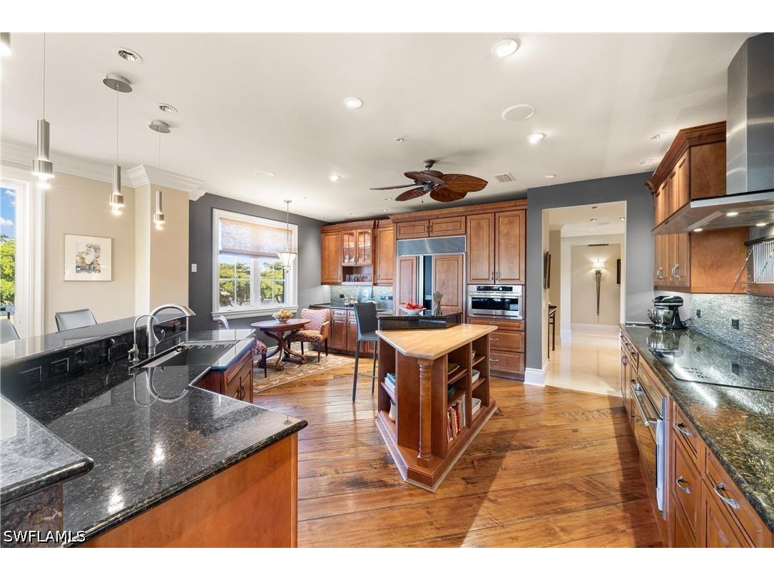 1400 Gulf Shore Boulevard N #201 Naples FL 34102 225082664 image11