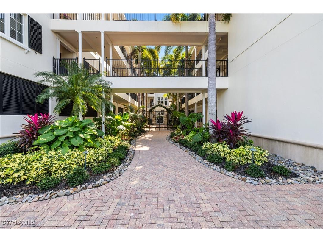1400 Gulf Shore Boulevard N #201 Naples FL 34102 225082664 image22