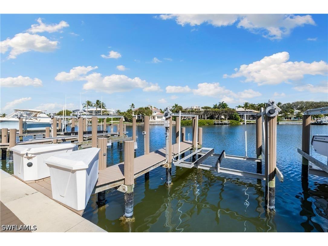 1400 Gulf Shore Boulevard N #201 Naples FL 34102 226021235 image6