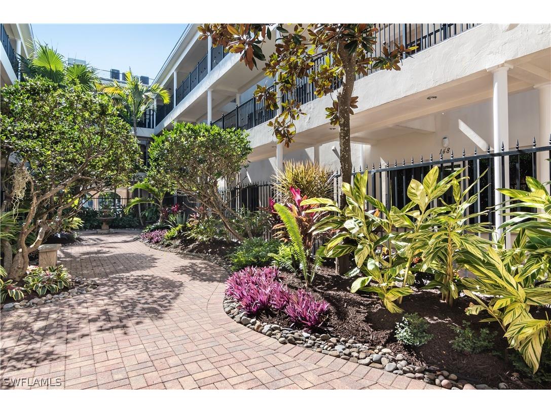 1400 Gulf Shore Boulevard N #307 Naples FL 34102 226003065 image2