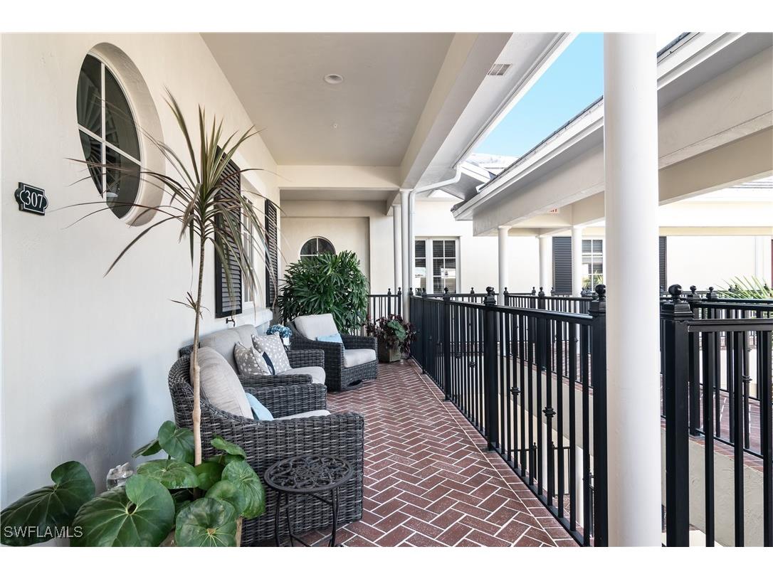 1400 Gulf Shore Boulevard N #307 Naples FL 34102 226003065 image5