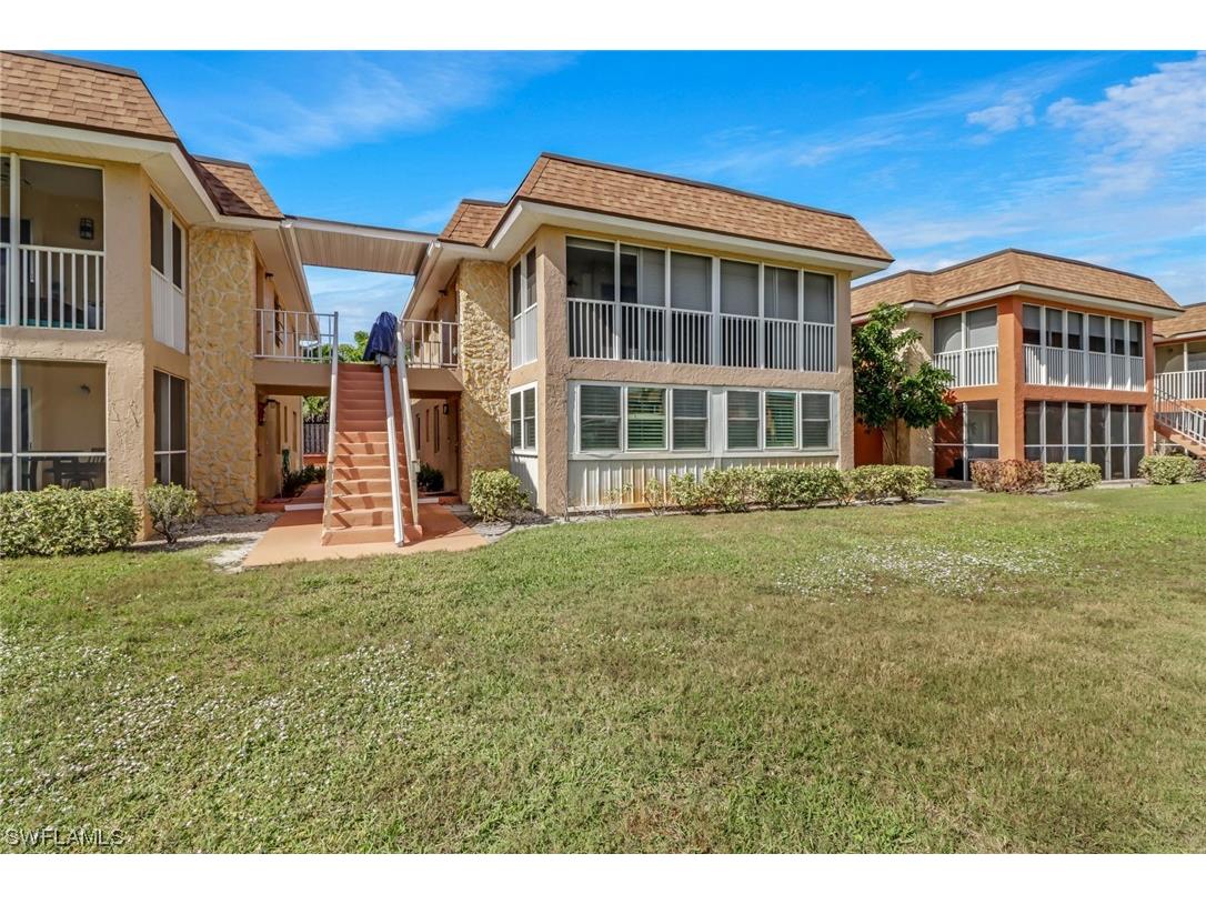 1400 Pompei Lane #21 Naples FL 34103 223085855 image1