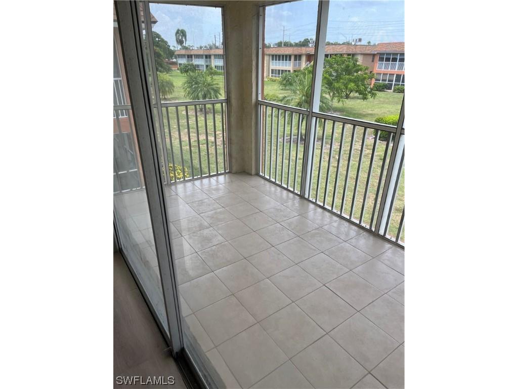 1400 Pompei Lane #18 Naples FL 34103 223063499 image1