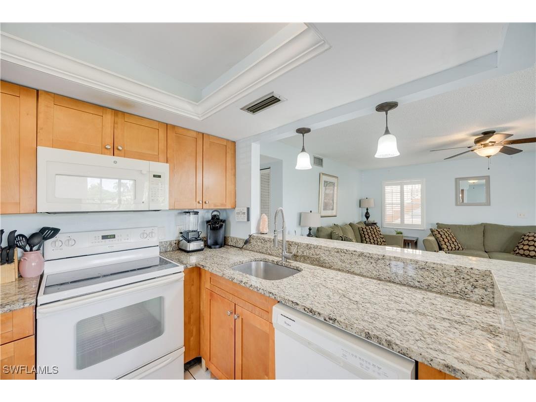 1400 Pompei Lane #43 Naples FL 34103 225066629 image17