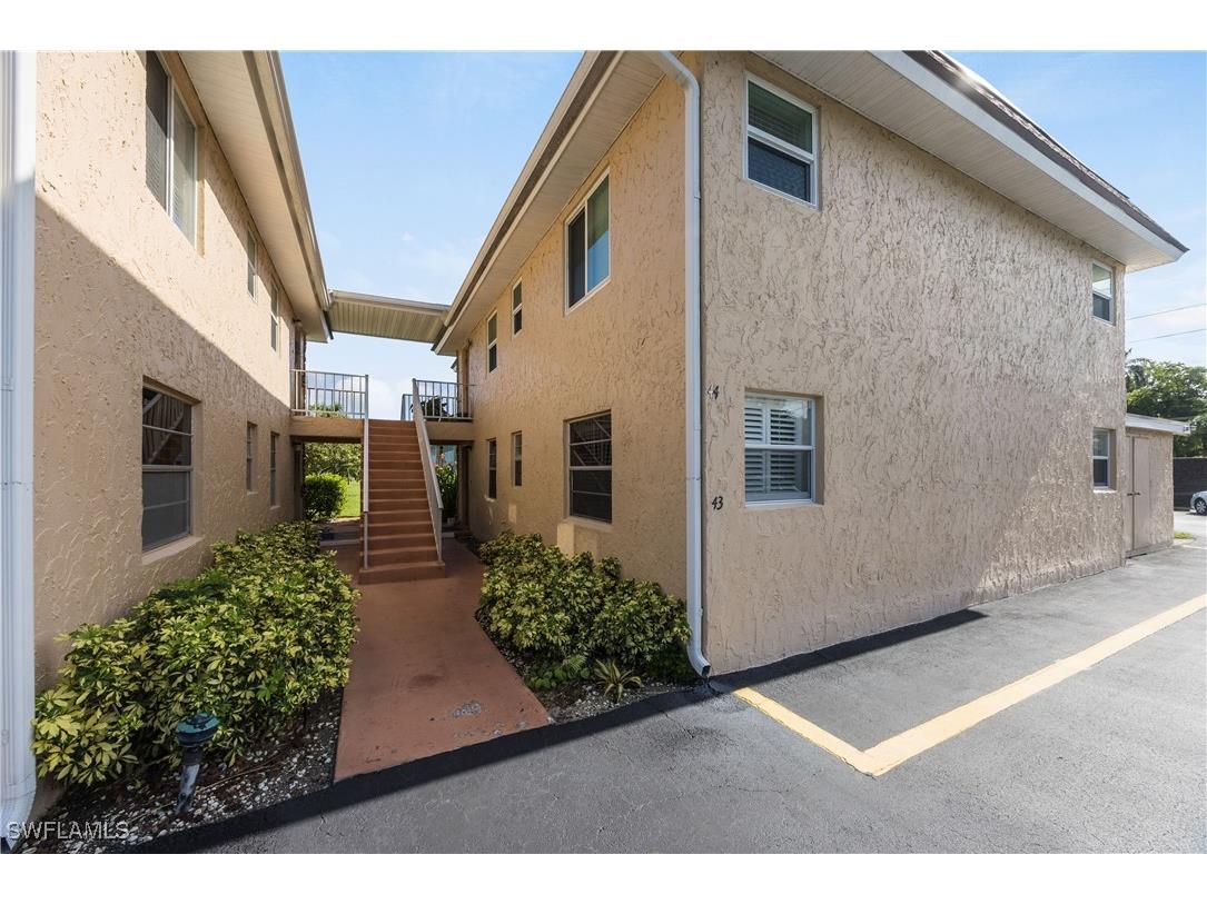 1400 Pompei Lane #43 Naples FL 34103 225066629 image2