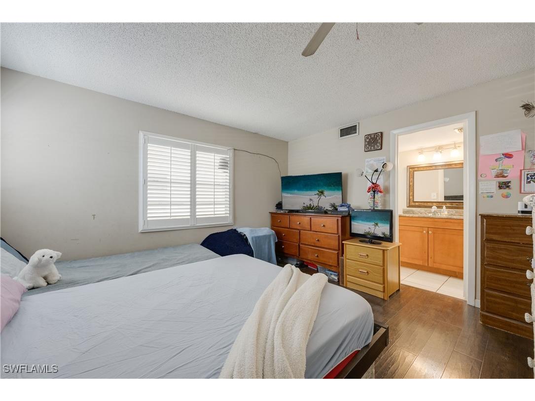 1400 Pompei Lane #43 Naples FL 34103 225066629 image30