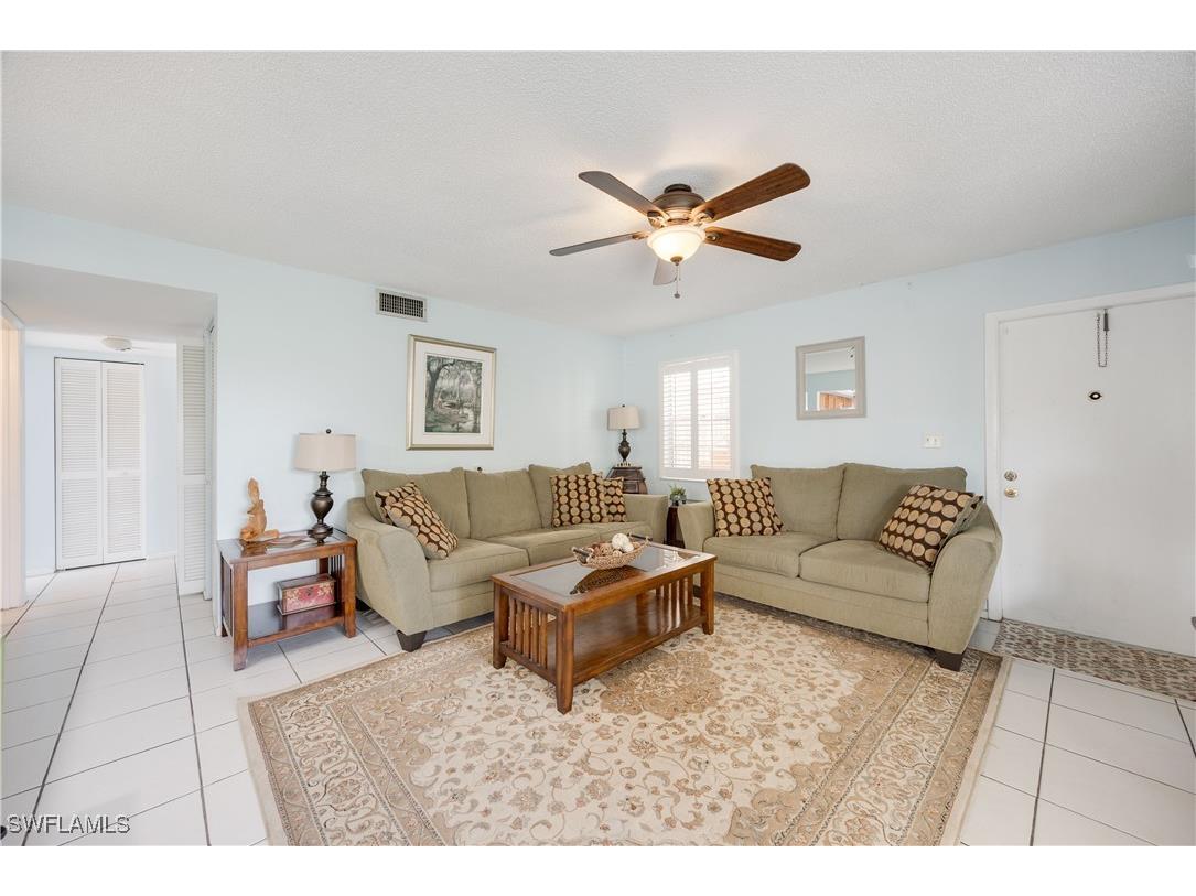 1400 Pompei Lane #43 Naples FL 34103 225066629 image7