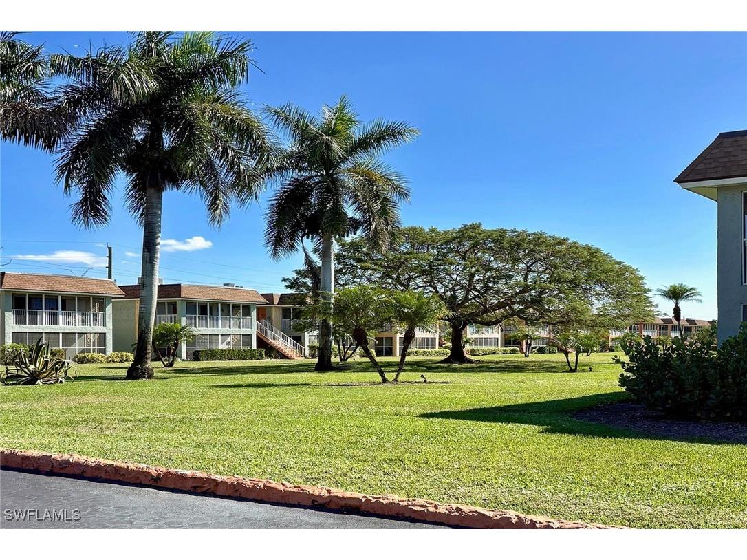 1400 Pompei Lane #53 Naples FL 34103 225076368 image23