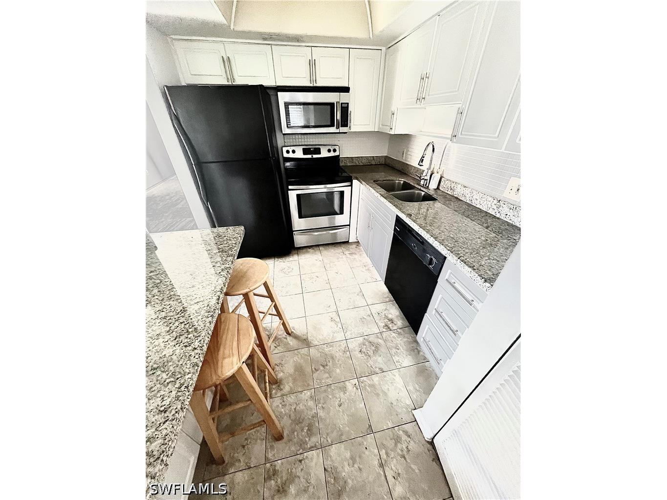1400 Pompei Lane #6 Naples FL 34103 225071146 image13