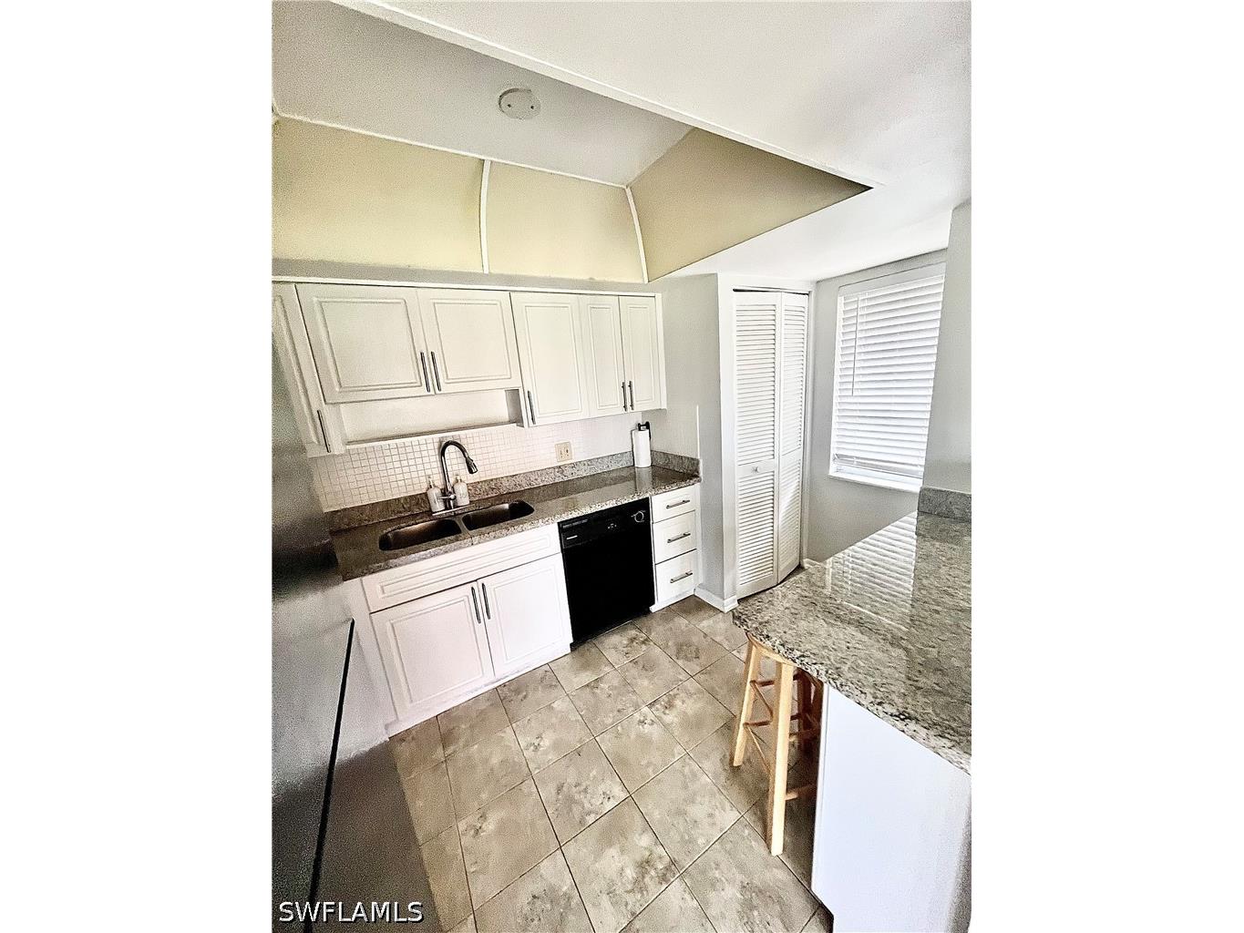 1400 Pompei Lane #6 Naples FL 34103 225071146 image14