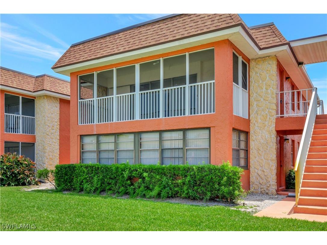 1400 Pompei Lane #64 Naples FL 34103 224044021 image1