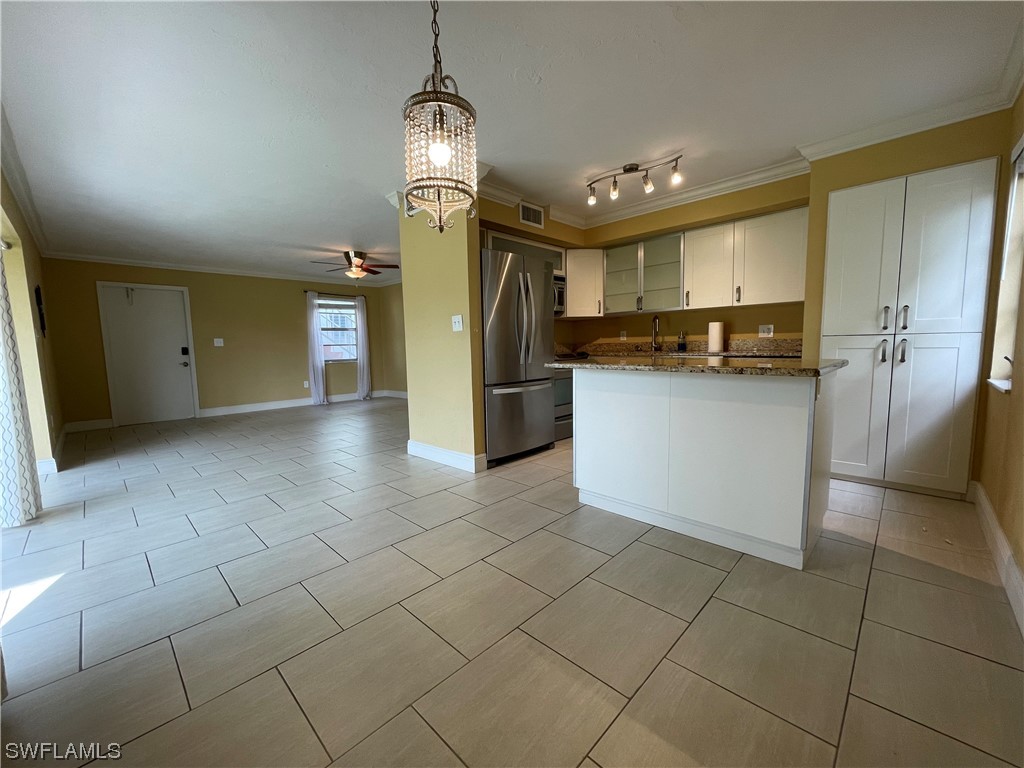 1400 Pompei Lane #77 Naples FL 34103 224011922 image1