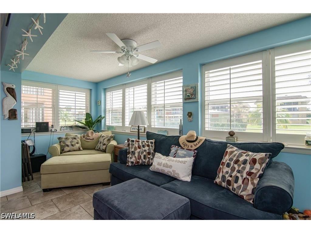 1400 Pompei Lane #S-21 Naples FL 34103 226022073 image1