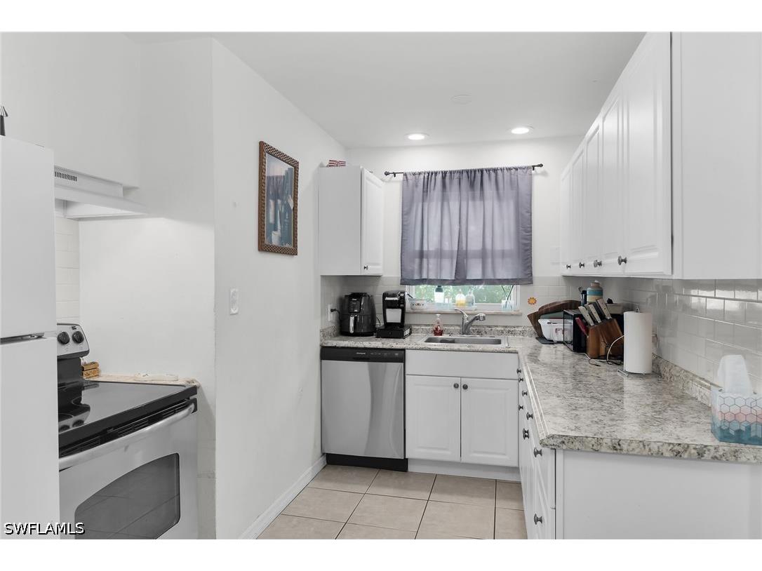 1400 Rosemary Lane Naples FL 34103 226015655 image11