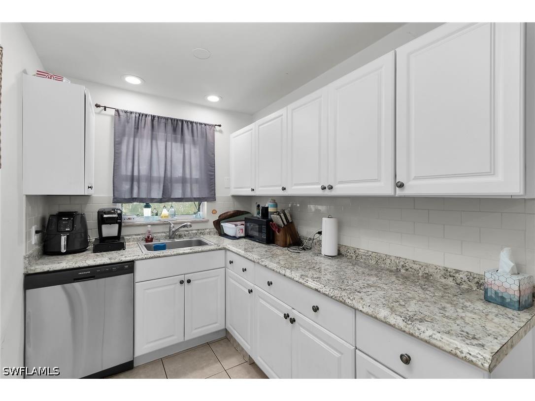 1400 Rosemary Lane Naples FL 34103 226015655 image12
