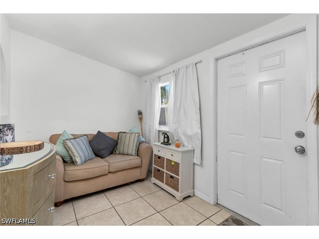 1400 Rosemary Lane Naples FL 34103 226015655 image6