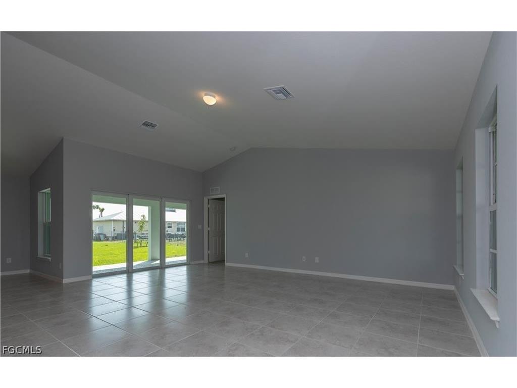 1400 SW 1st Terrace Cape Coral FL 33991 2026012977 image4