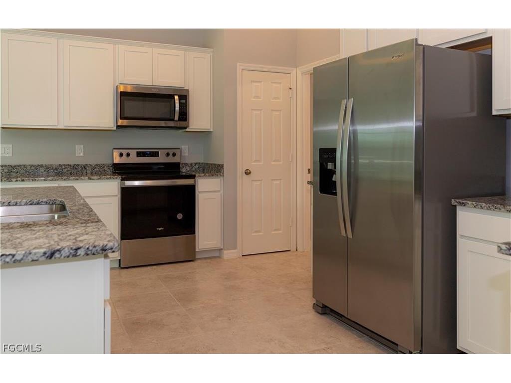 1400 SW 1st Terrace Cape Coral FL 33991 2026012977 image7