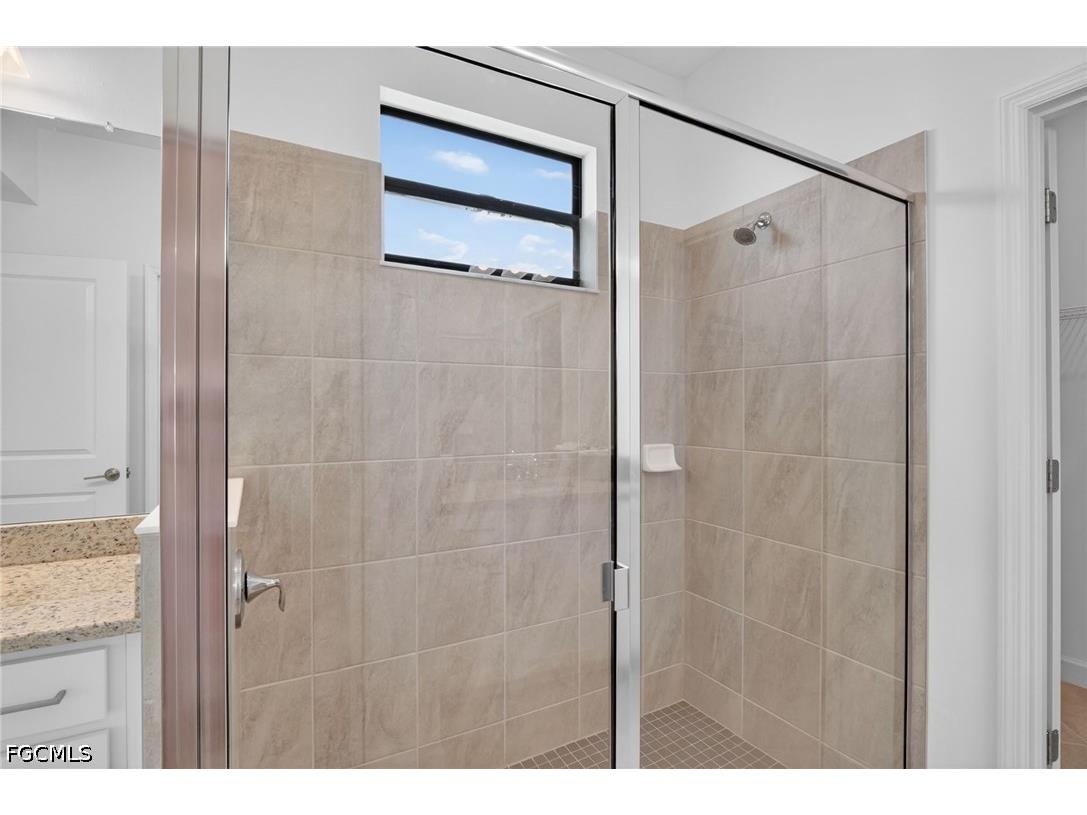 14001 Hunter Oak Drive Fort Myers FL 33913 2026024119 image19