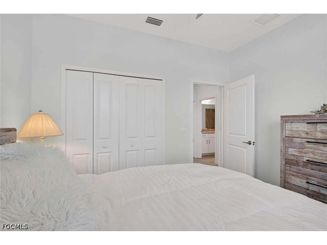 14001 Hunter Oak Drive Fort Myers FL 33913 2026024119 image21