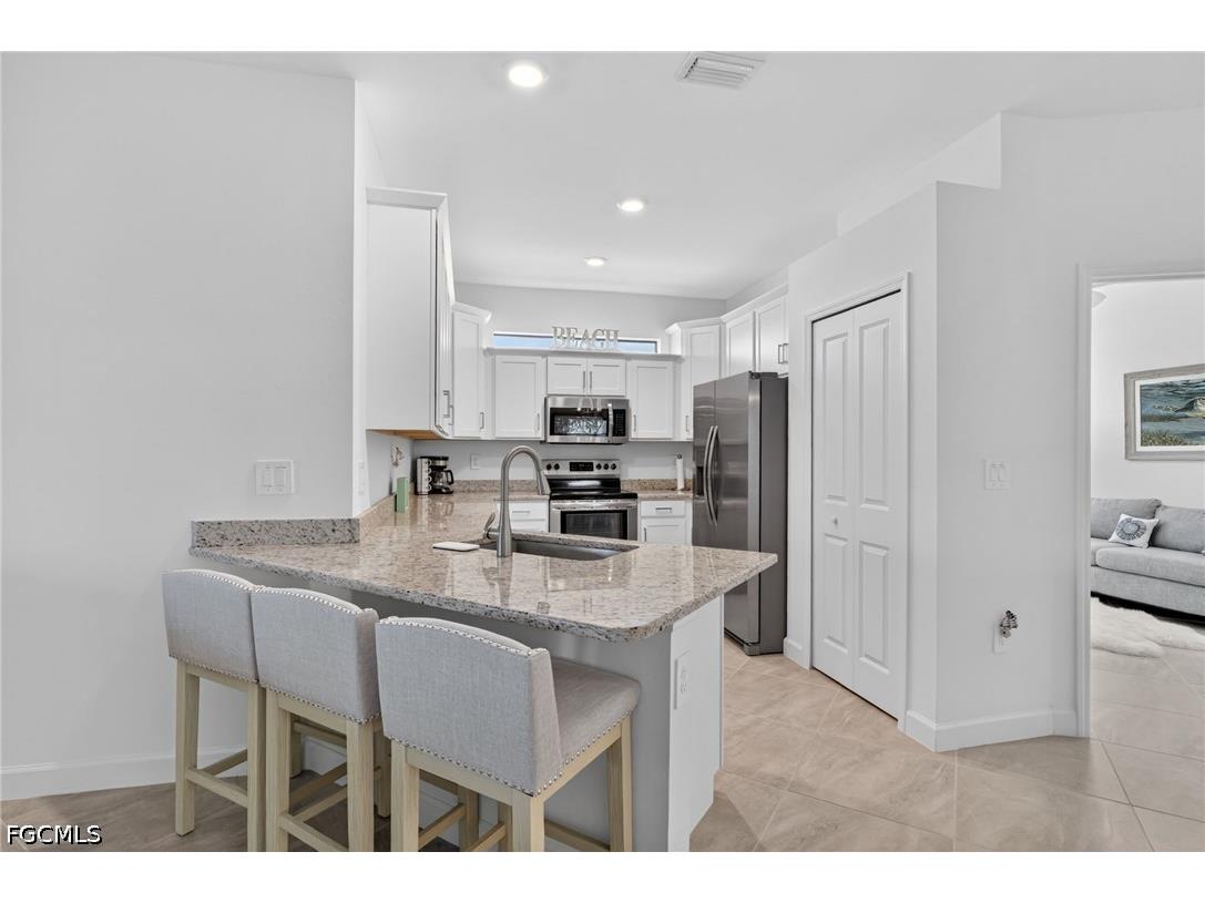 14001 Hunter Oak Drive Fort Myers FL 33913 2026024119 image8