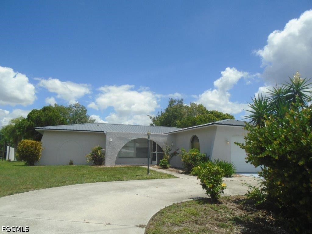 1401 Everest Parkway Cape Coral FL 33904 2026024548 image2