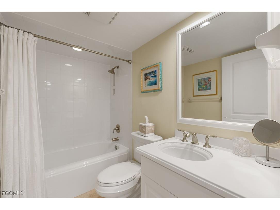 1401 Middle Gulf Drive #204T Sanibel FL 33957 2025017411 image22