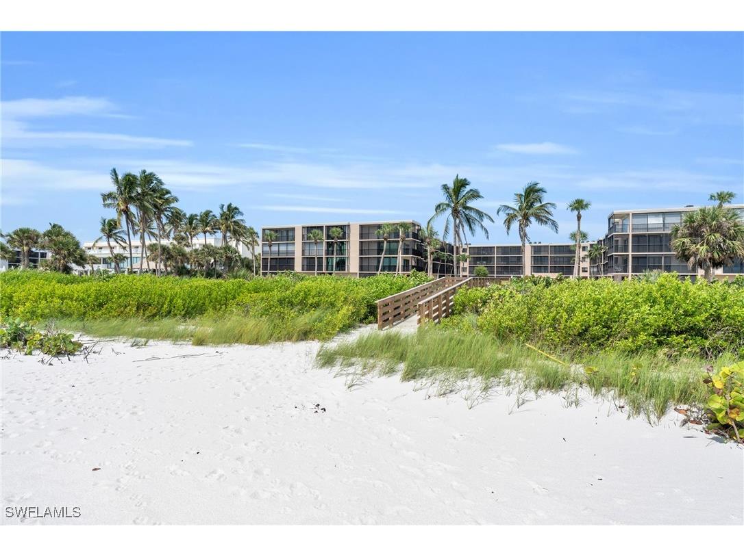 1401 Middle Gulf Drive #302L Sanibel FL 33957 225061839 image3
