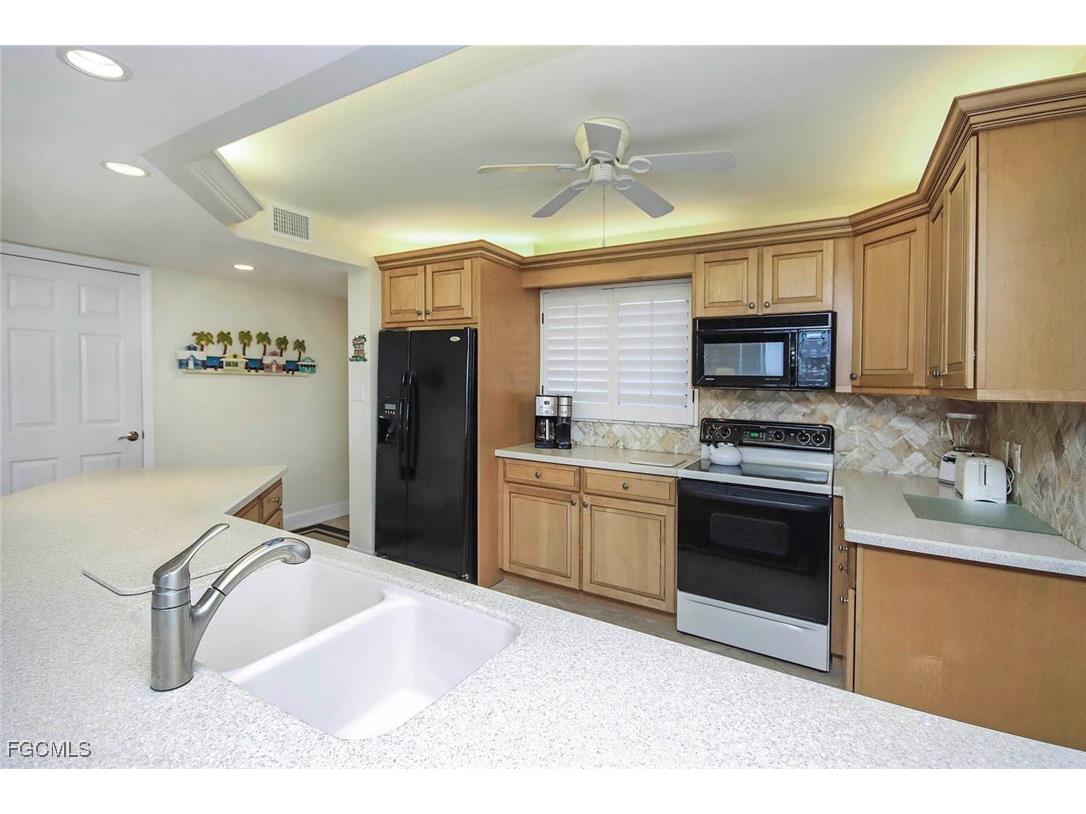 1401 Middle Gulf Drive #405R Sanibel FL 33957 2025022932 image10